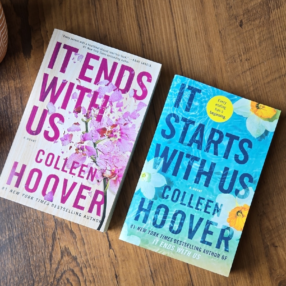 Lot Of Colleen Hoover Books It Ends With Us